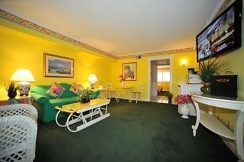 Lilac Tree Suites 麦基诺岛 外观 照片